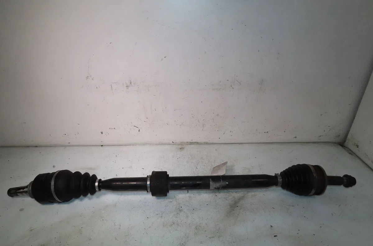 Transmission avant droite Toyota AURIS (_E15_) 1.4 (zze150_) (2007-2012) occasion