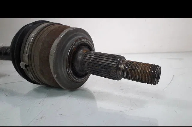 Transmission avant droite Toyota AURIS (_E18_) 2.0 d-4d (ade186_) (2012-2015) occasion