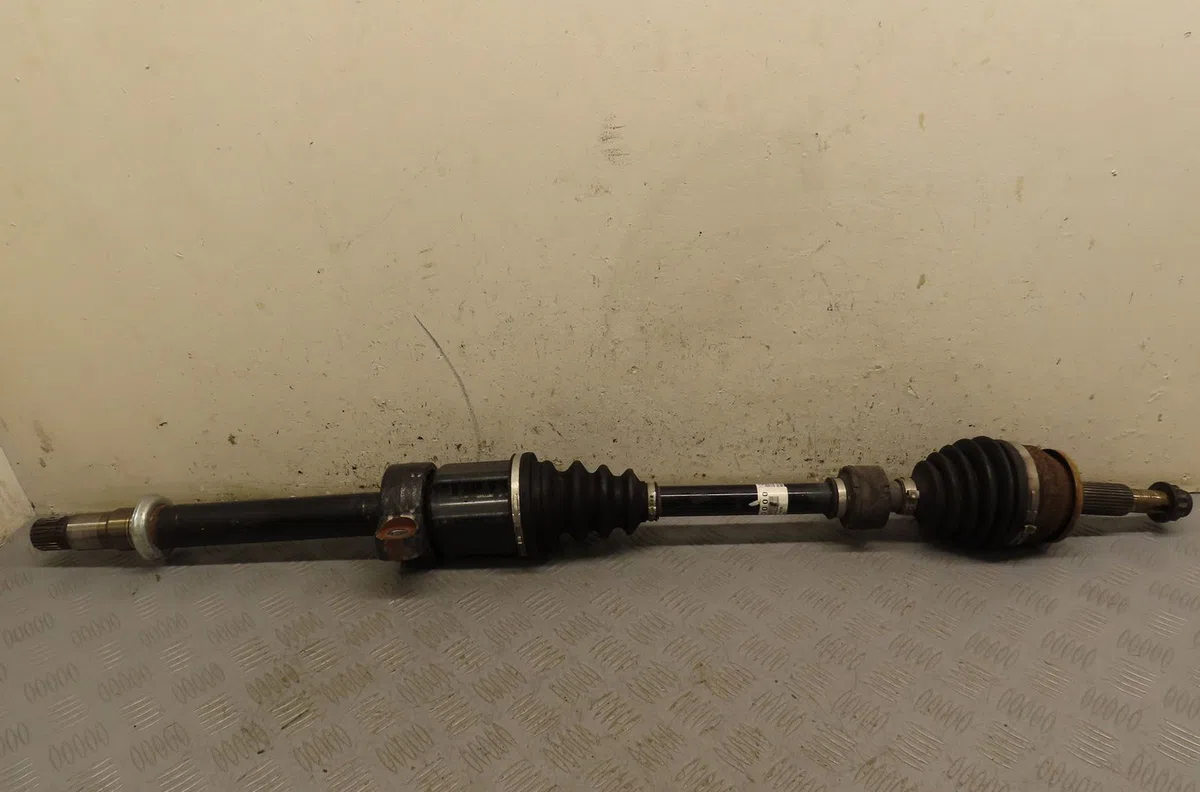 Transmission avant droite Toyota AVENSIS Break (_T27_) 1.6 d4-d (wwt270_) (2015-2018) occasion