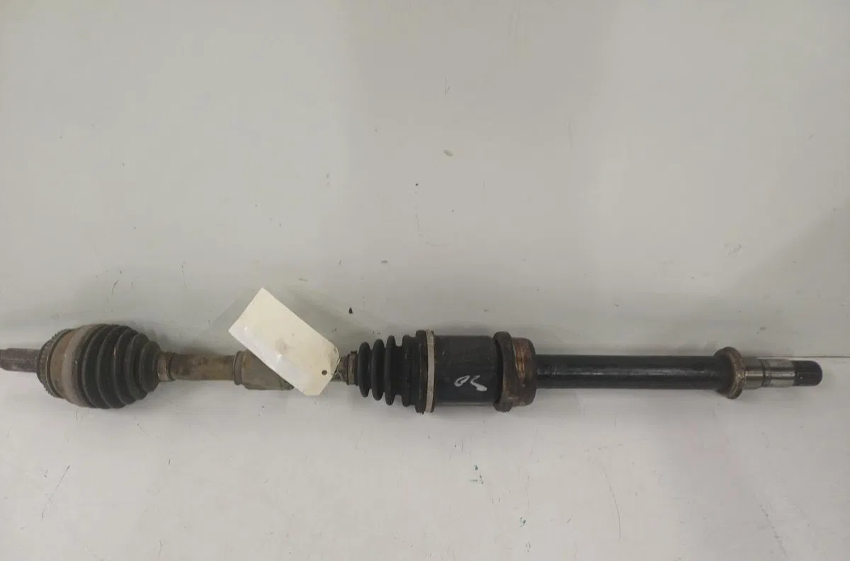 Transmission avant droite Toyota AVENSIS (_T25_) 2.0 d-4d (adt250_) (2006-2008) occasion