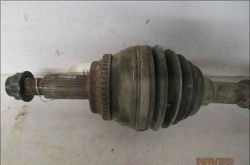 Transmission avant droite TOYOTA AVENSIS VERSO occasion