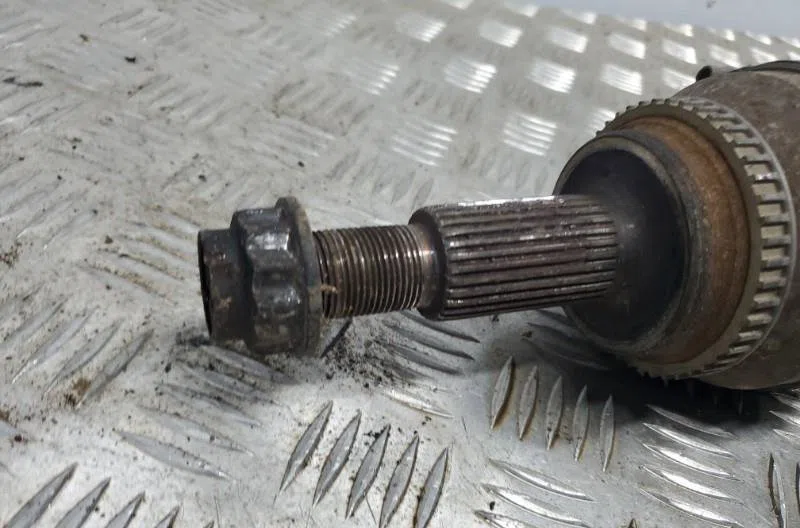 Transmission avant droite TOYOTA COROLLA VERSO 2 PHASE 1 occasion