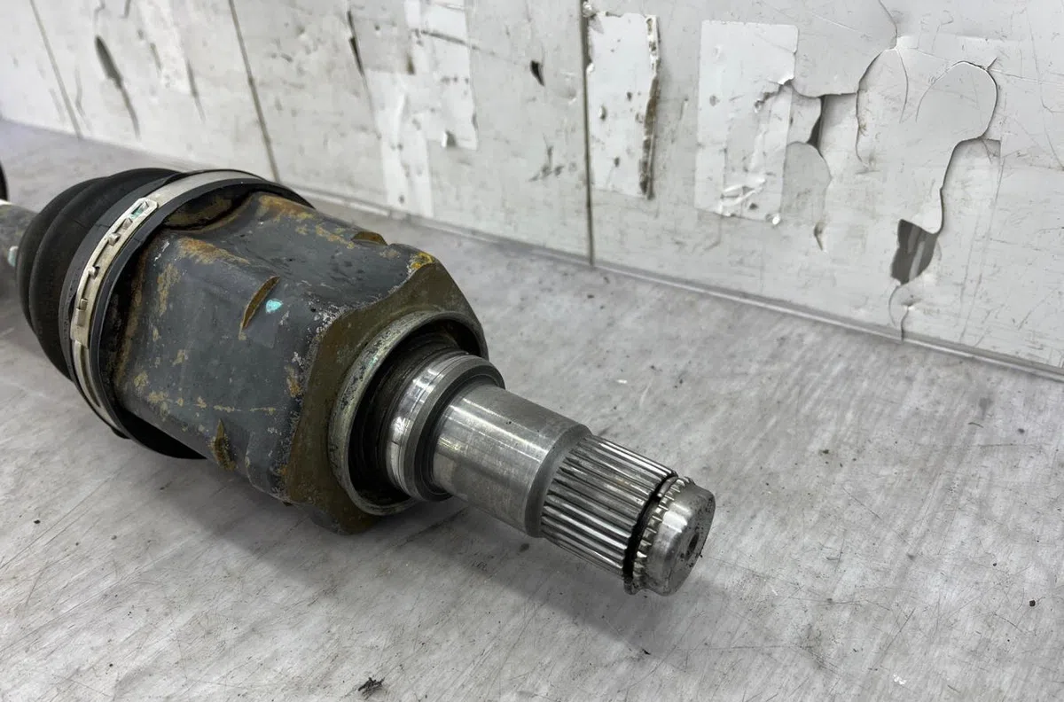 Transmission avant droite TOYOTA HILUX 4 PHASE 3 occasion