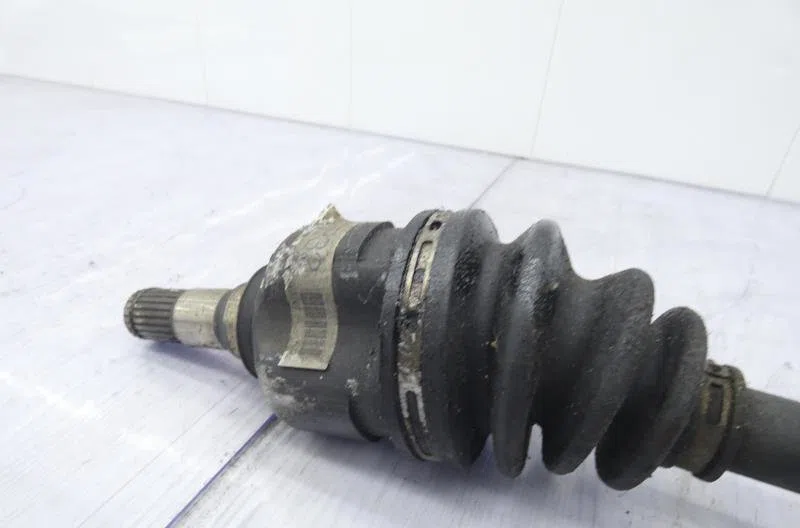Transmission avant droite TOYOTA YARIS 1 PHASE 1 occasion