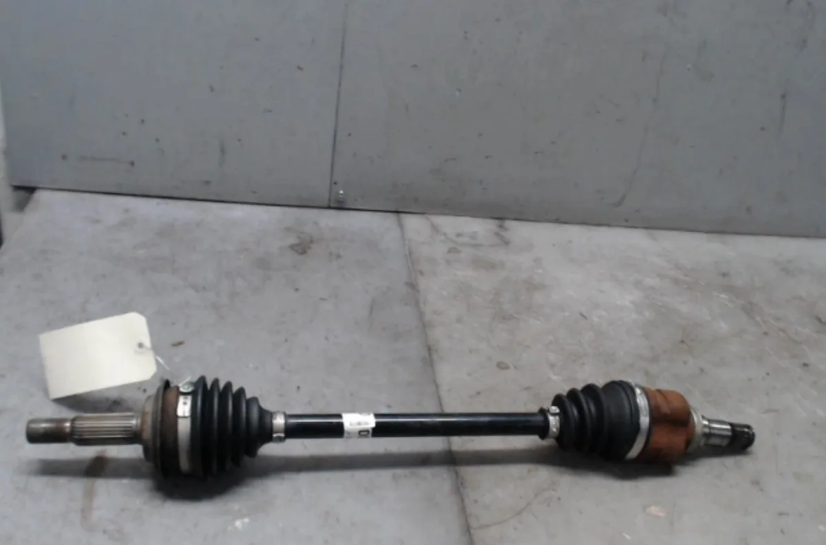 Transmission avant droite TOYOTA YARIS 2 YARIS 2 PHASE 2 occasion