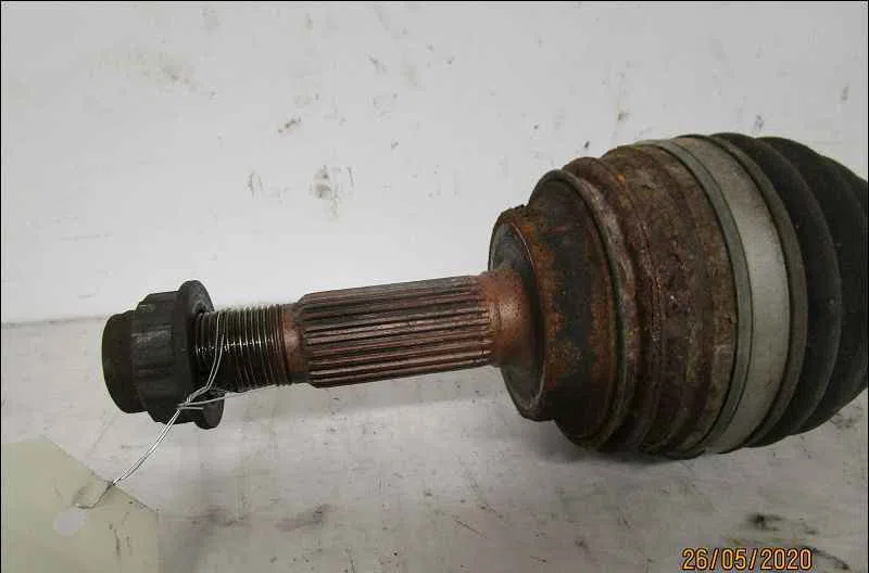 Transmission avant droite TOYOTA YARIS VERSO occasion