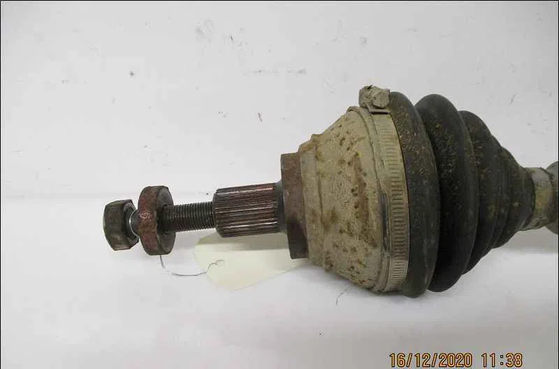 Transmission avant droite VOLKSWAGEN CADDY III occasion