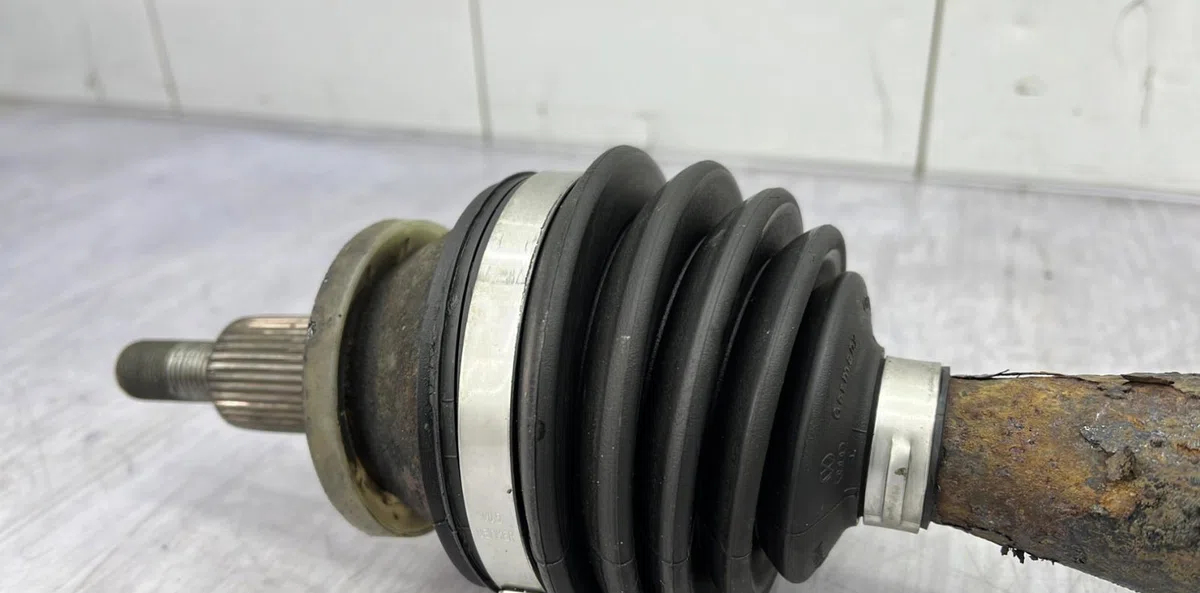 Transmission avant droite VOLKSWAGEN FOX occasion