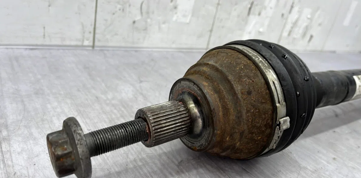 Transmission avant droite VOLKSWAGEN GOLF SPORTSVAN PHASE 1 occasion