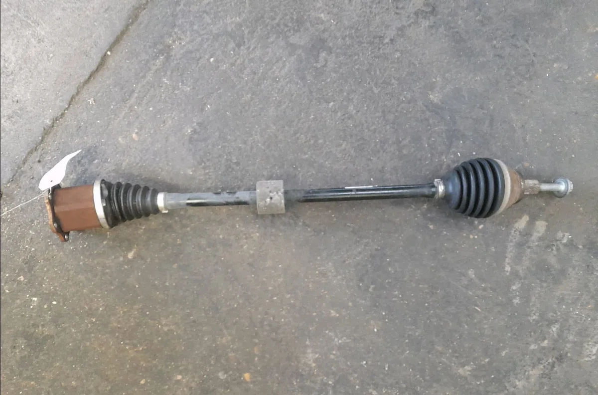 Transmission avant droite Volkswagen GOLF VII (5G1, BQ1, BE1, BE2) 1.0 tsi (2015-2020) occasion