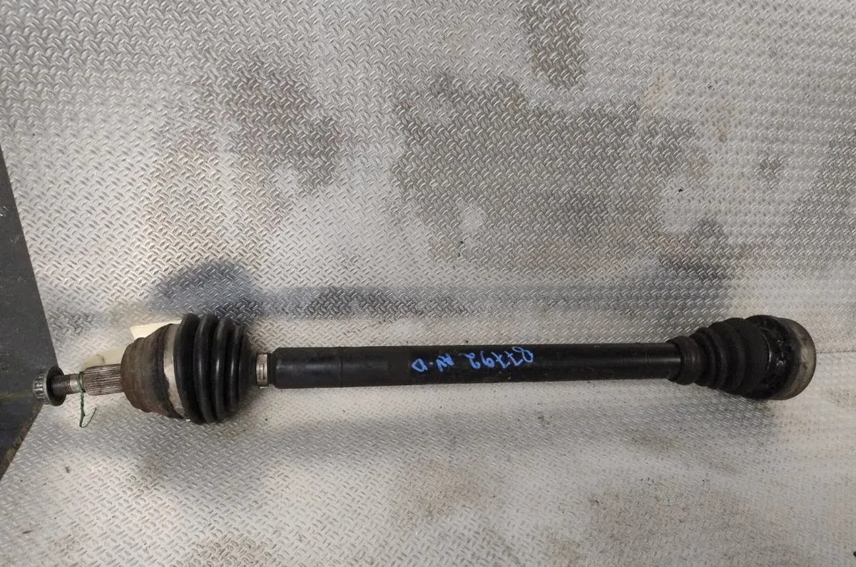 Transmission avant droite VOLKSWAGEN NEW BEETLE 1 PHASE 1 occasion