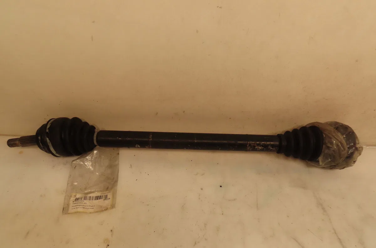 Transmission avant droite Volkswagen POLO (6N2) 1.4 16v (1999-2001) occasion