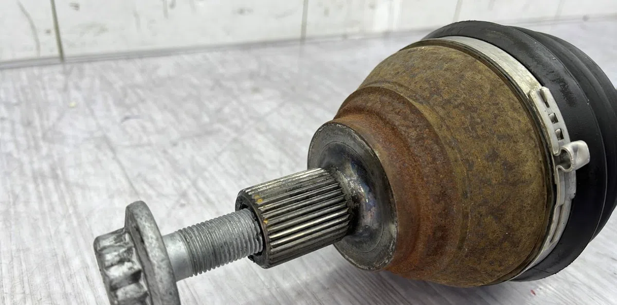 Transmission avant droite VOLKSWAGEN T-ROC PHASE 1 occasion