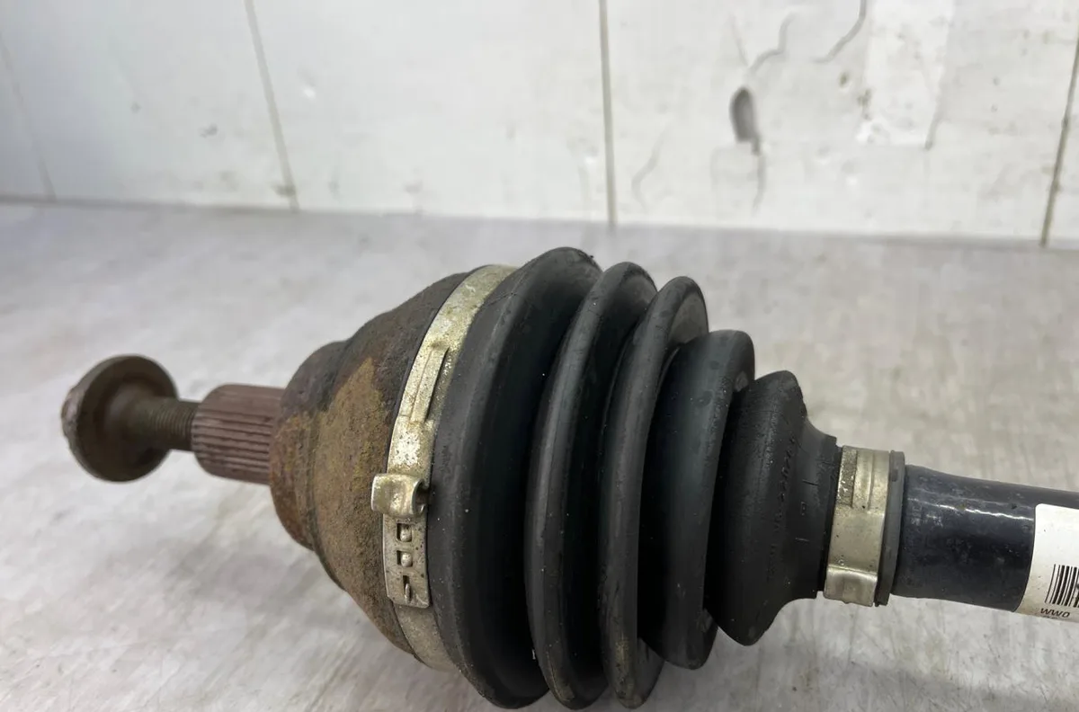 Transmission avant droite VOLKSWAGEN TIGUAN 1 PHASE 1 occasion