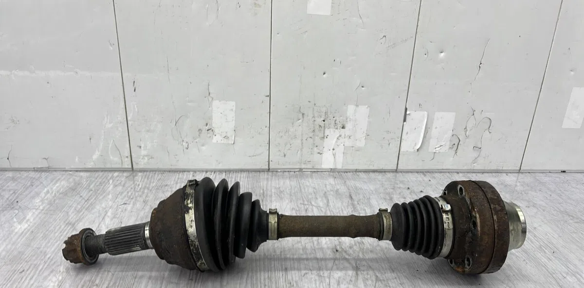 Transmission avant droite VOLKSWAGEN TOUAREG 1 PHASE 2 occasion