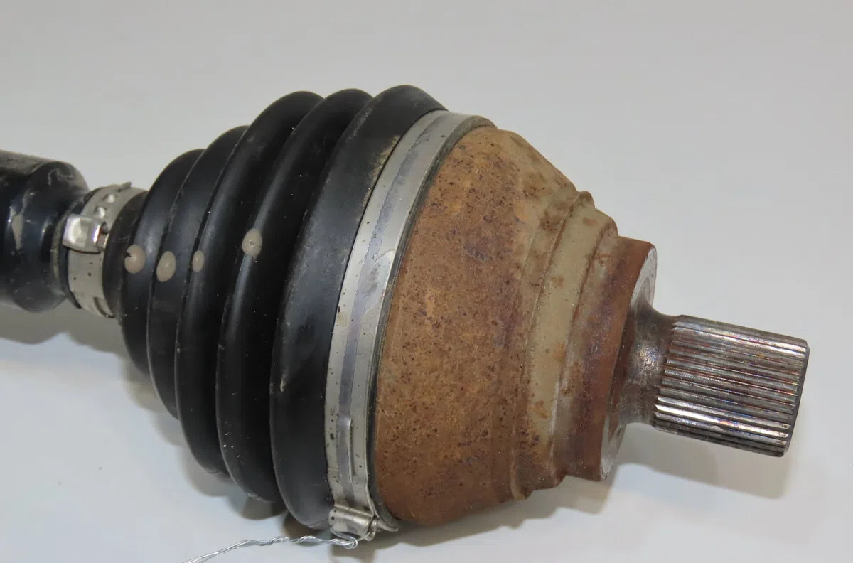 Transmission avant droite Volkswagen TOURAN (5T1) 2.0 tdi (2015) occasion