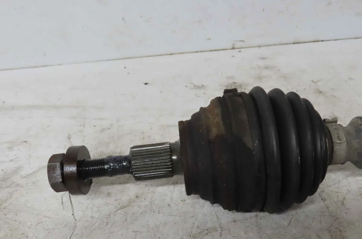 Transmission avant droite VOLKSWAGEN TOURAN I occasion