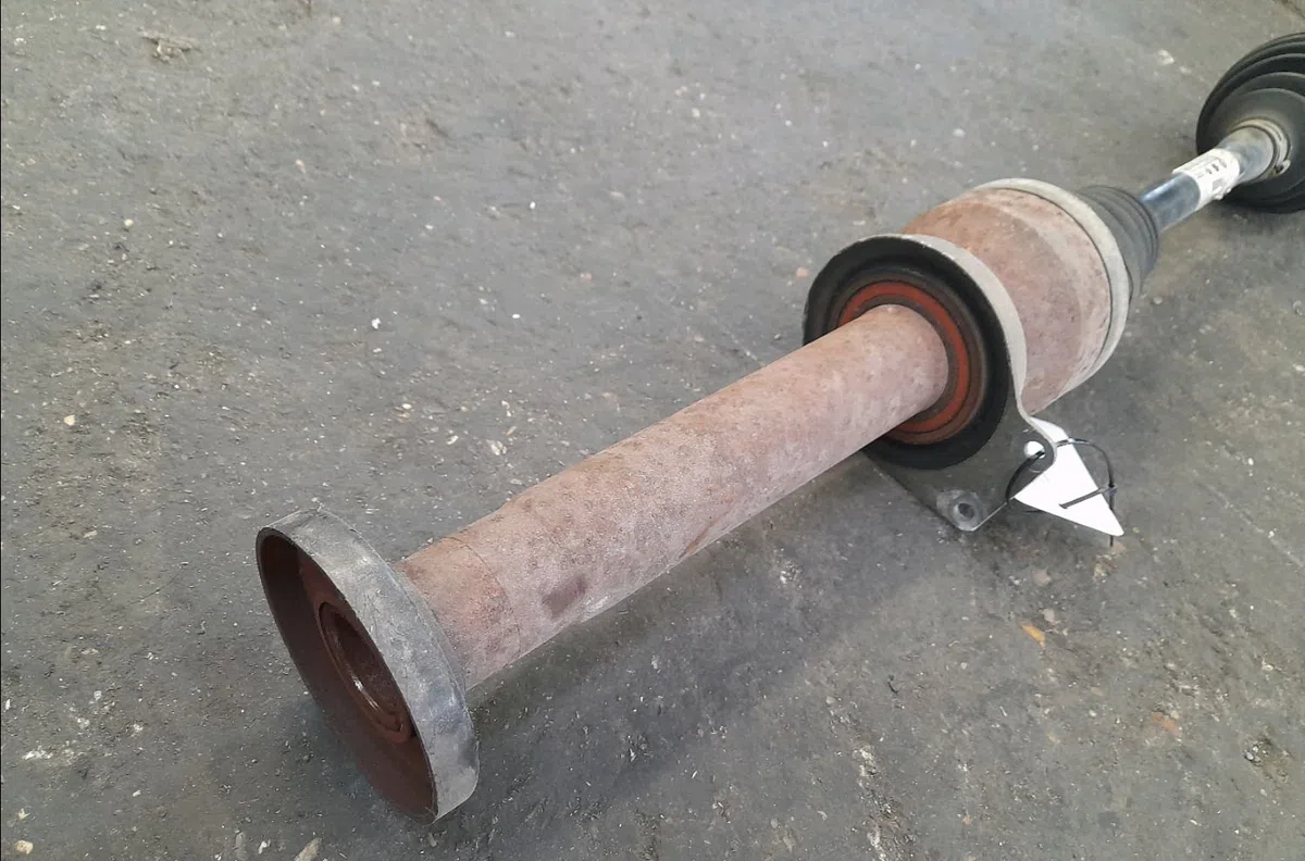Transmission avant droite Volkswagen TRANSPORTER V Camionnette (7HA, 7HH, 7EA, 7EH) 2.5 tdi (2003-2009) occasion