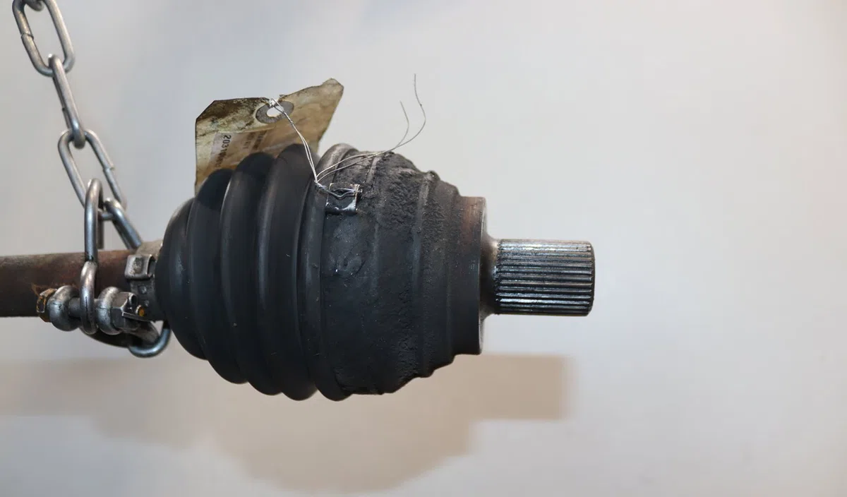Transmission avant gauche Audi A3 (8P1) 1.9 tdi (2003-2010) 3 portes occasion