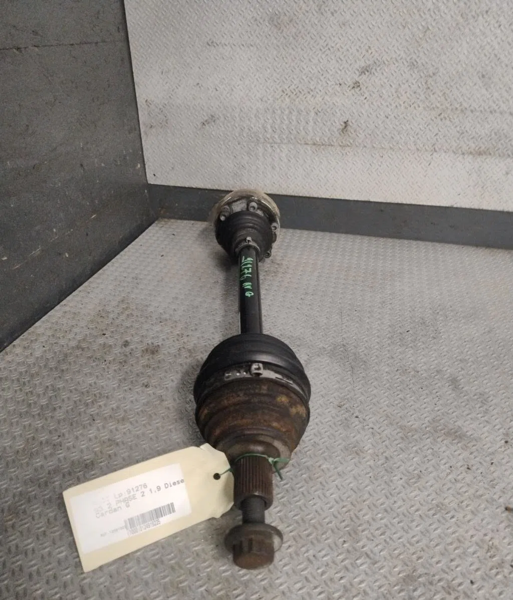 Transmission avant gauche Audi A3 (8P1) 1.9 tdi (2003-2010) 3 portes occasion