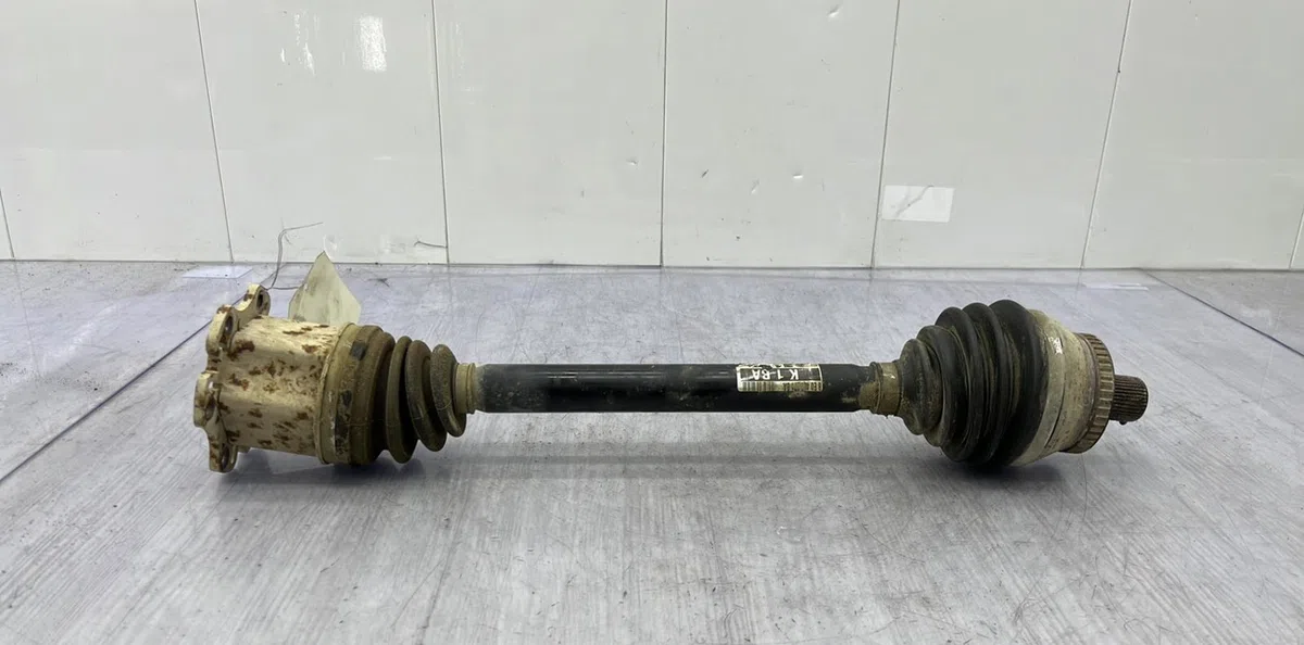 Transmission avant gauche AUDI A4 2 AVANT PHASE 2 BREAK occasion