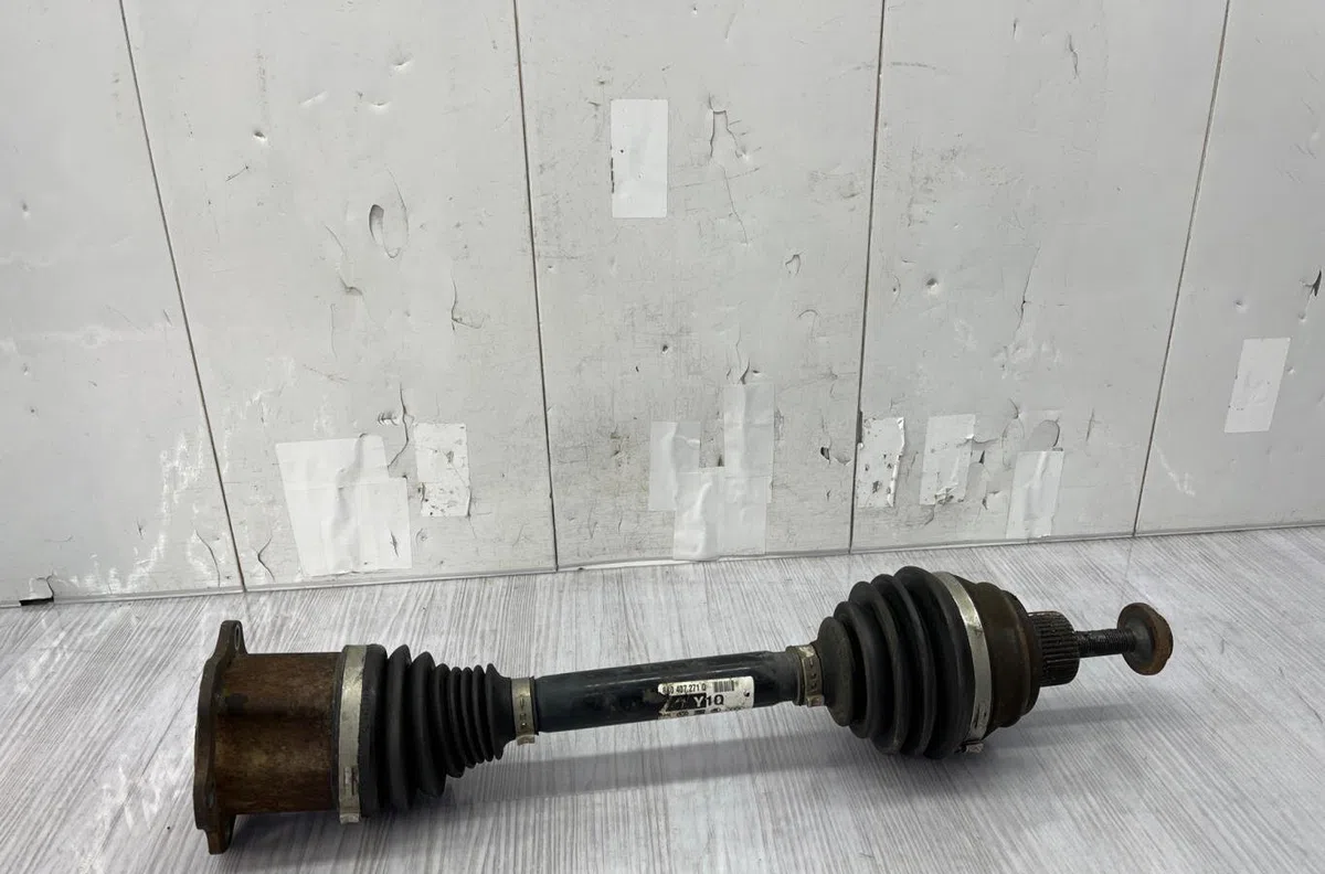 Transmission avant gauche AUDI A4 3 AVANT PHASE 1 BREAK occasion