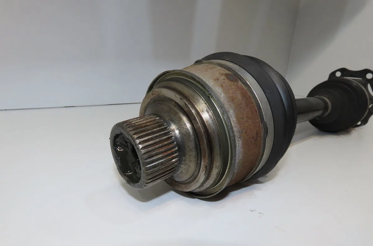 Transmission avant gauche Audi A4 B9 (8W2, 8WC) 2.0 tdi (2015) occasion