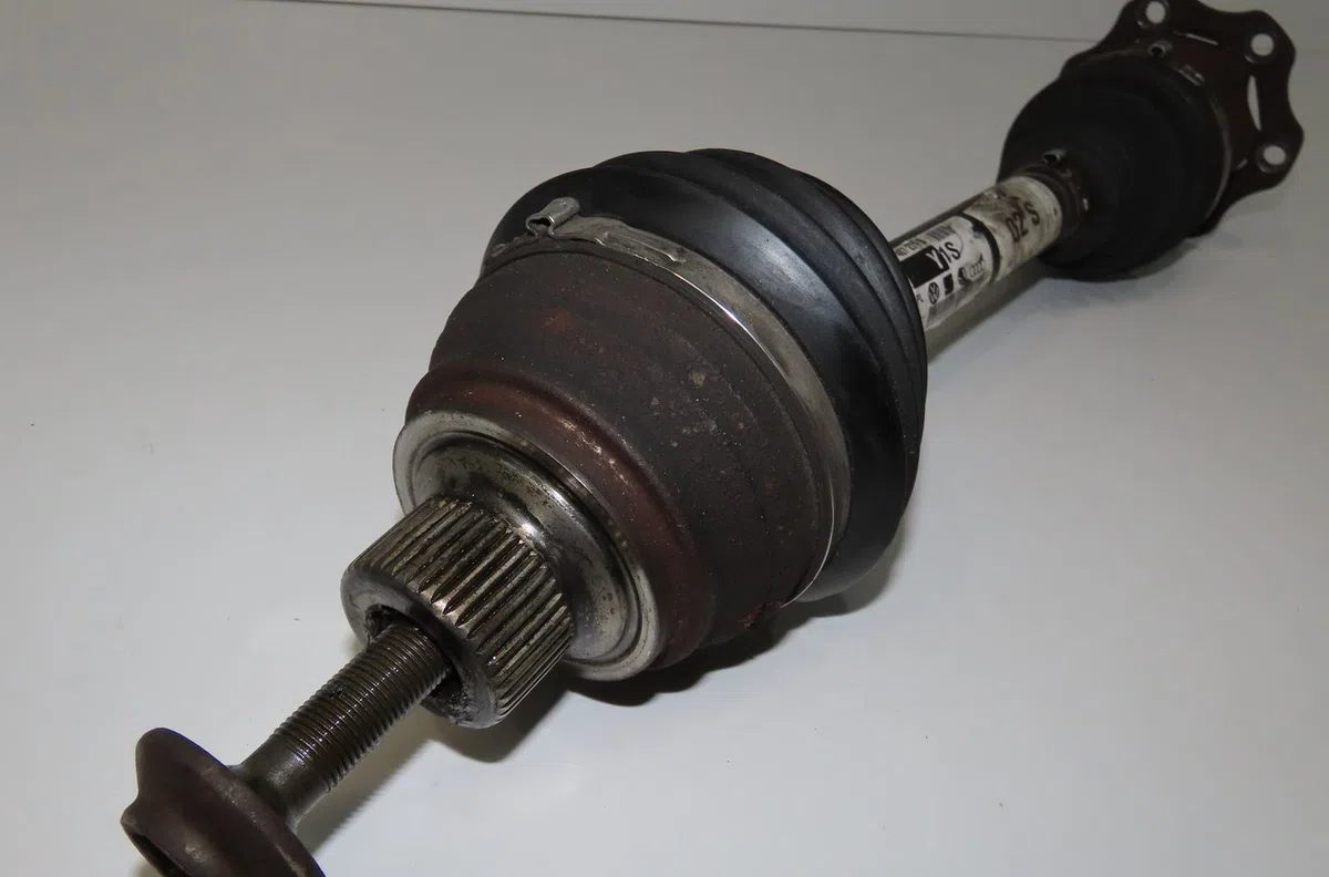 Transmission avant gauche Audi A5 (8T3) 2.7 tdi (2007-2012) occasion