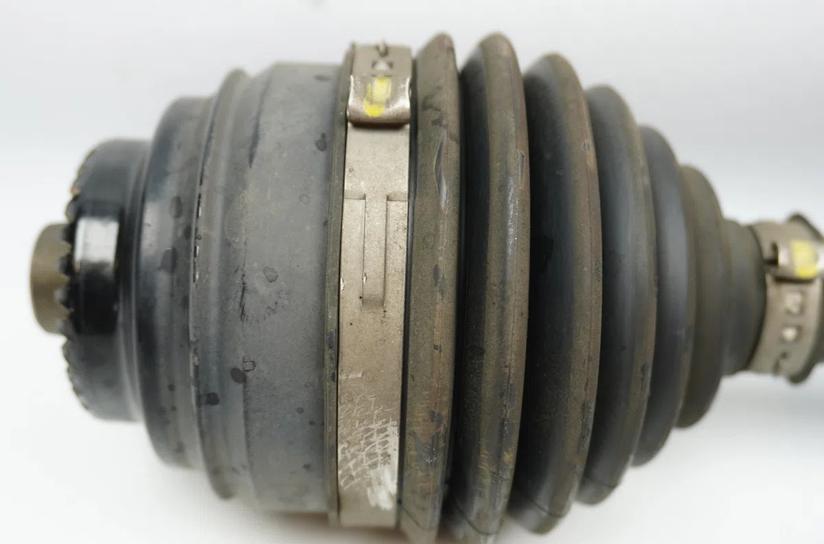 Transmission avant gauche Bmw X1 (F48) Sdrive 16 d (2014) occasion