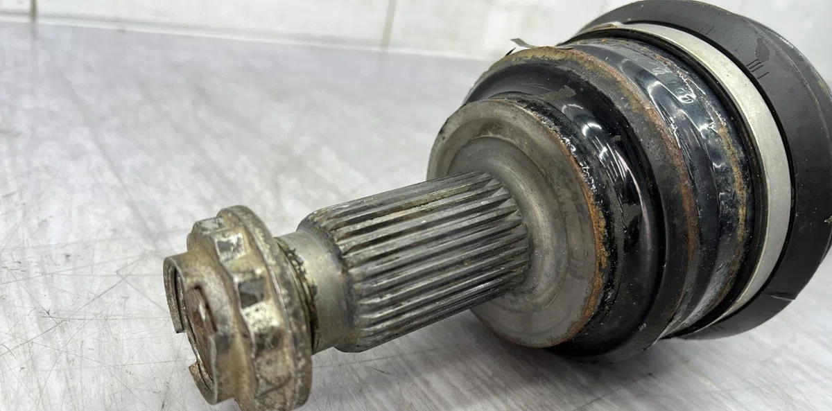 Transmission avant gauche BMW X3 E83 PHASE 1 occasion