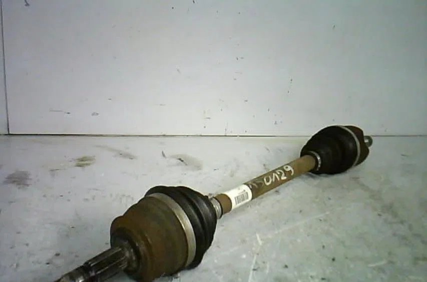 Transmission avant gauche CHEVROLET BERETTA BERETTA COUPE occasion
