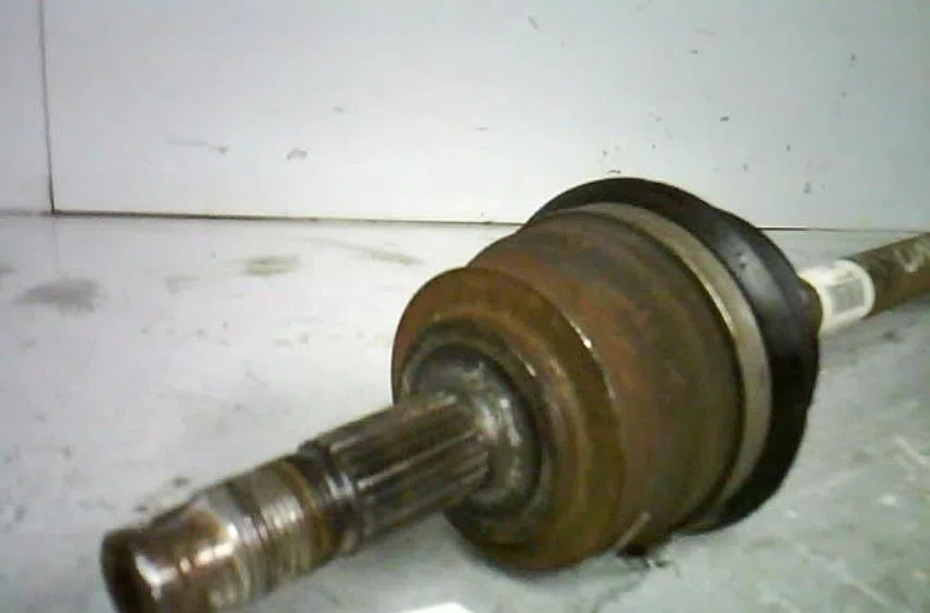Transmission avant gauche CHEVROLET BERETTA  BERETTA COUPE occasion