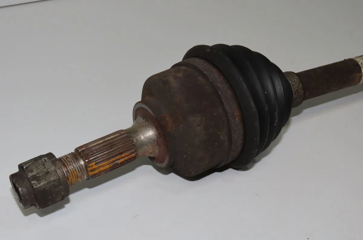 Transmission avant gauche Citroen C3 I (FC_, FN_) 1.4 i (2002-2010) 5 portes occasion