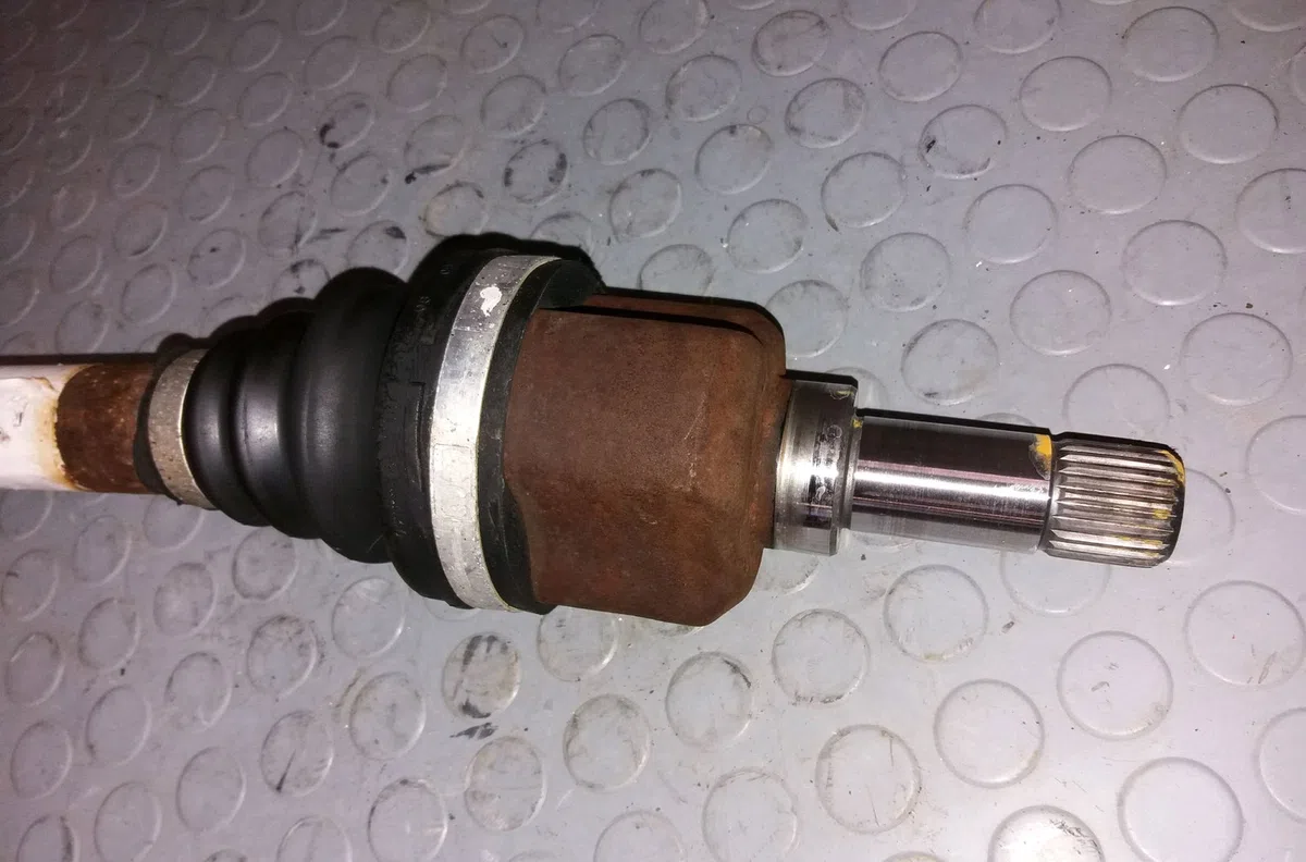 Transmission avant gauche Citroen C3 I (FC_, FN_) 1.6 16v hdi (2005) occasion