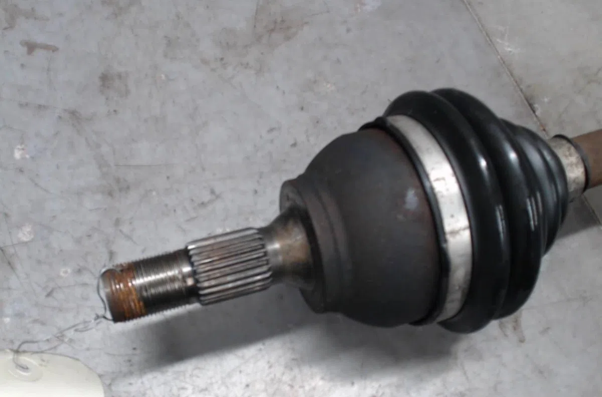 Transmission avant gauche Citroen C4 CACTUS 1.6 bluehdi 100 (2014) occasion