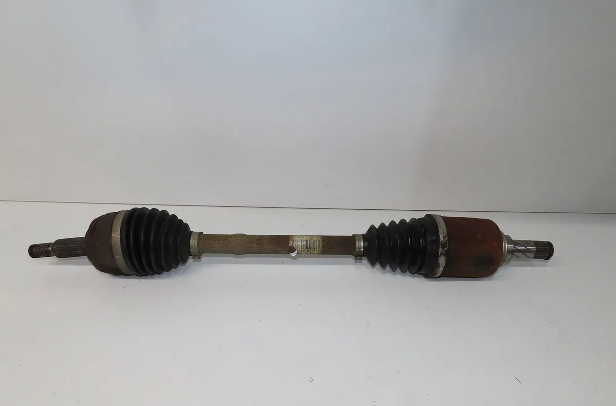 Transmission avant gauche Dacia DUSTER (HS_) 1.5 dci (2010-2018) occasion