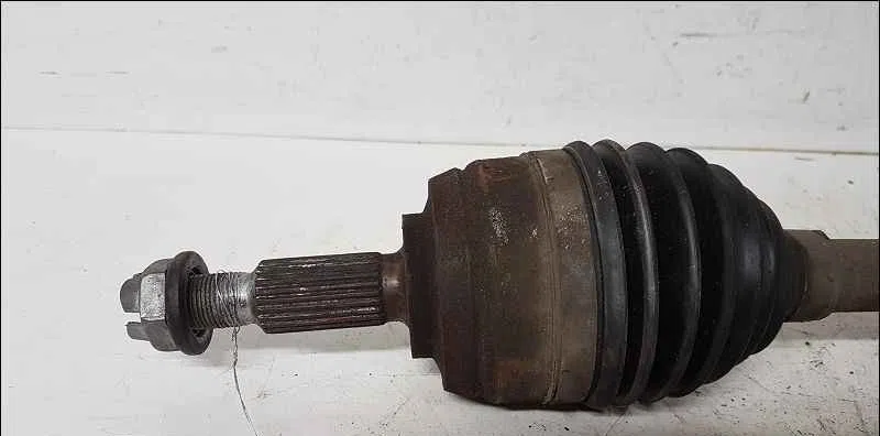 Transmission avant gauche DACIA DUSTER I occasion