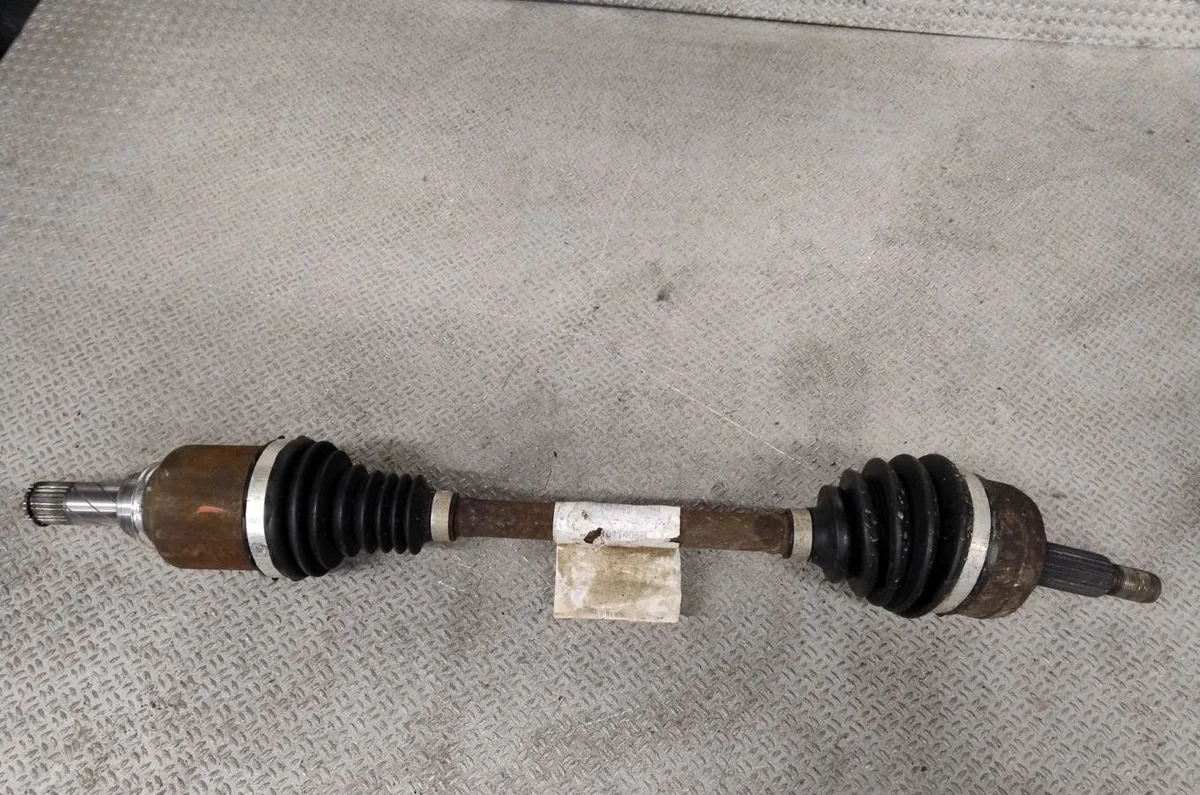 Transmission avant gauche Dacia LODGY (JS_) 1.5 dci (2012) 5 portes occasion