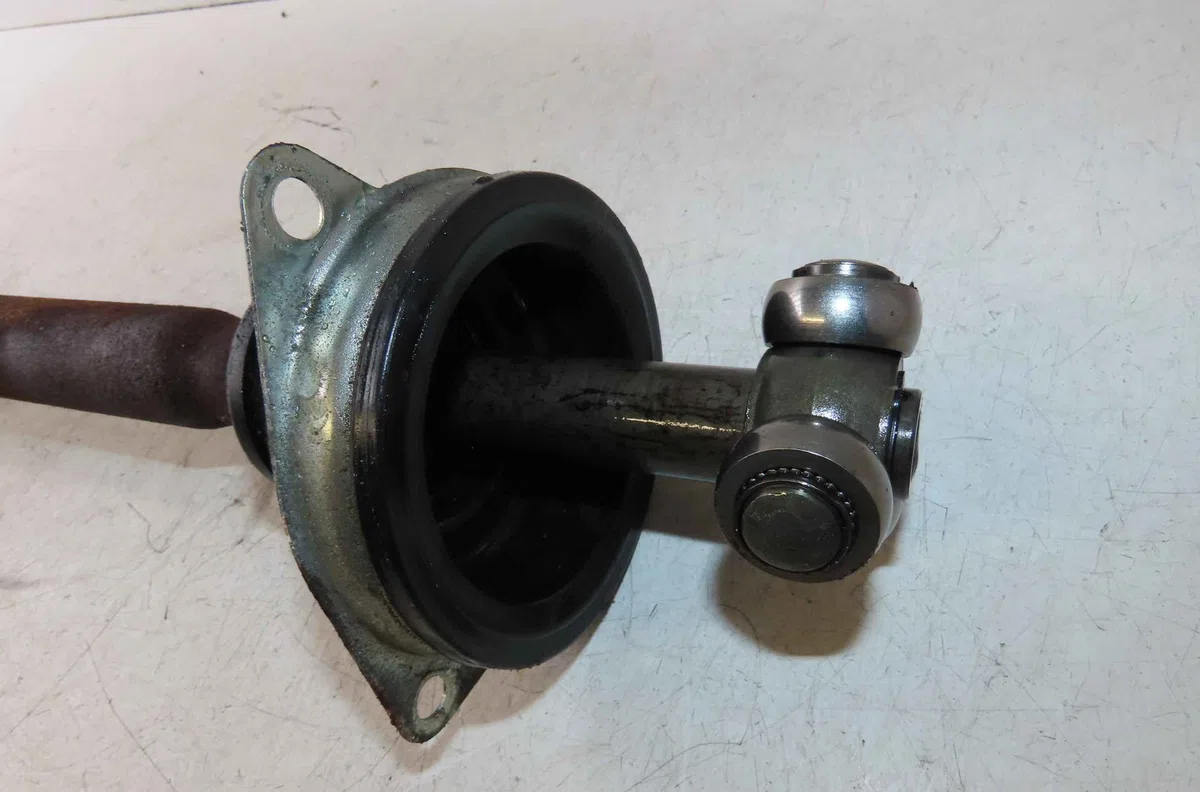 Transmission avant gauche DACIA LOGAN I occasion
