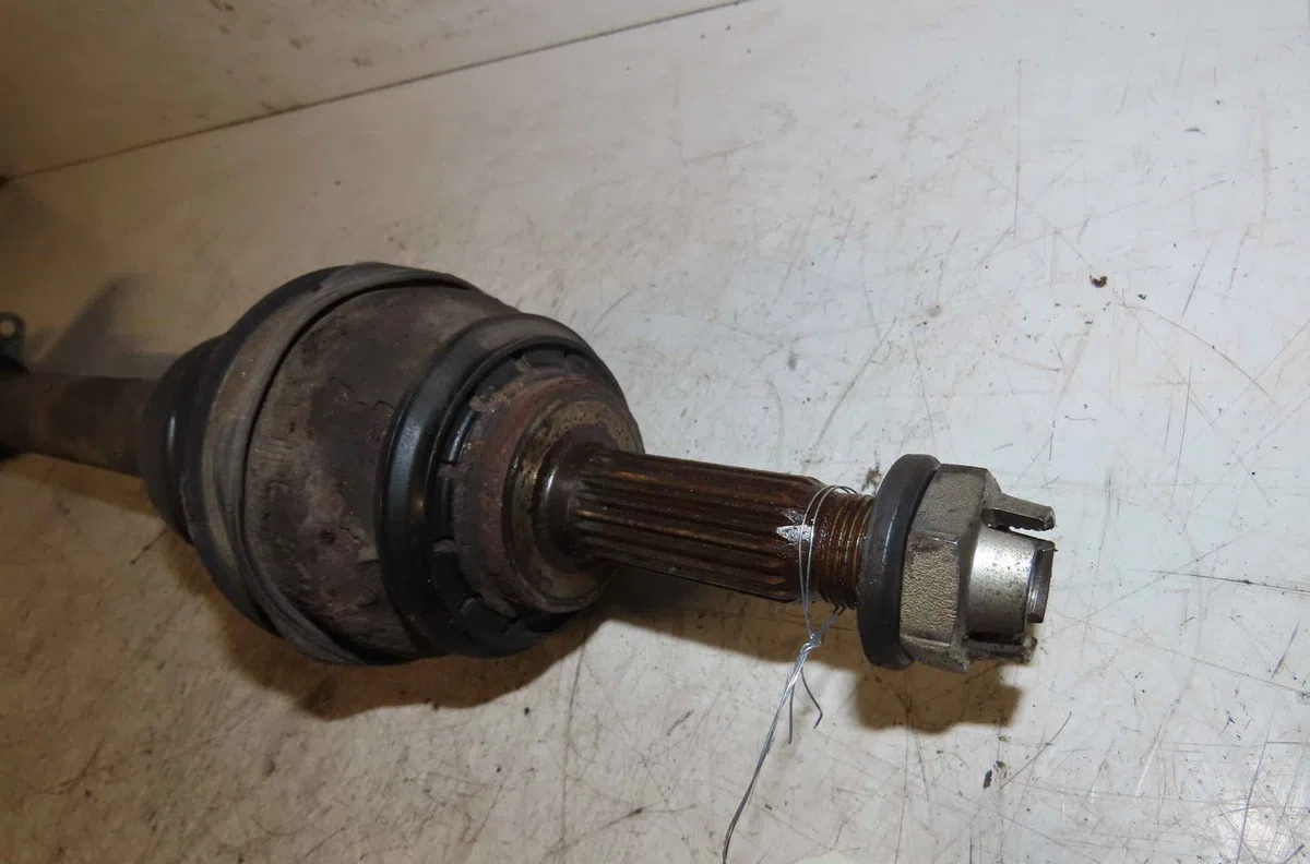 Transmission avant gauche DACIA SANDERO I occasion