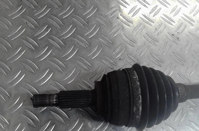 Transmission avant gauche Dacia SANDERO II Tce 90 (b8m1, b8ma) (2012) 5 portes occasion
