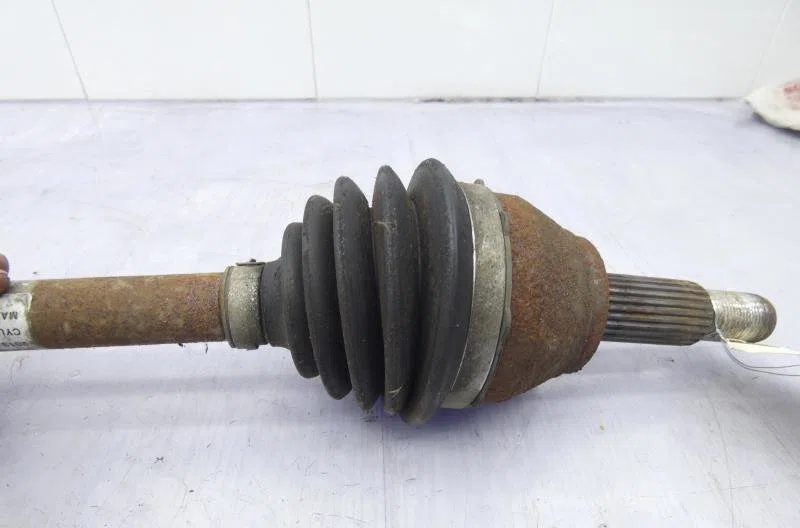 Transmission avant gauche FORD FIESTA 6 PHASE 2 occasion