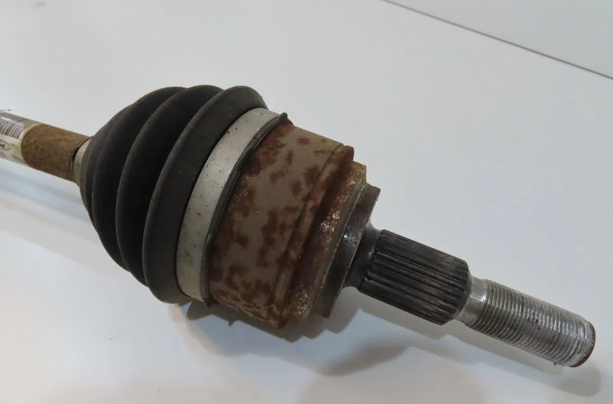 Transmission avant gauche Ford KUGA III (DFK) 2.5 hybrid flex (2023) occasion