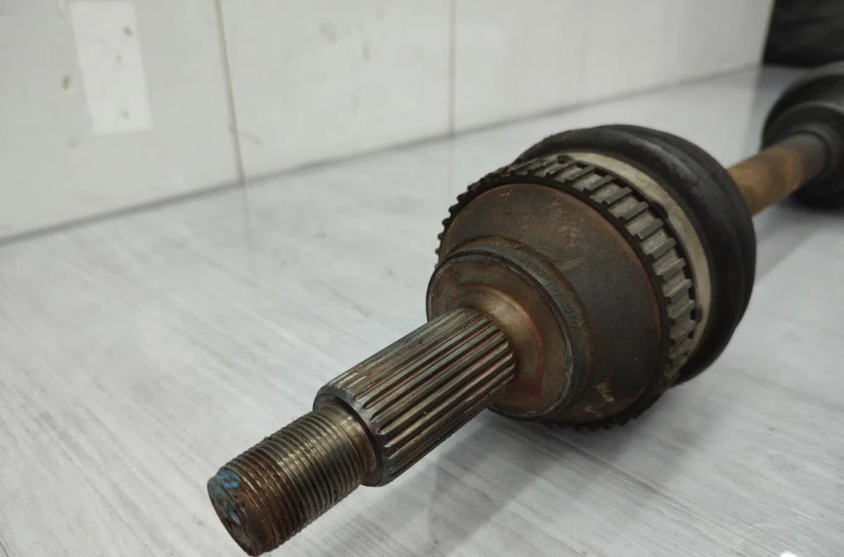 Transmission avant gauche FORD MONDEO 1 PHASE 2 occasion