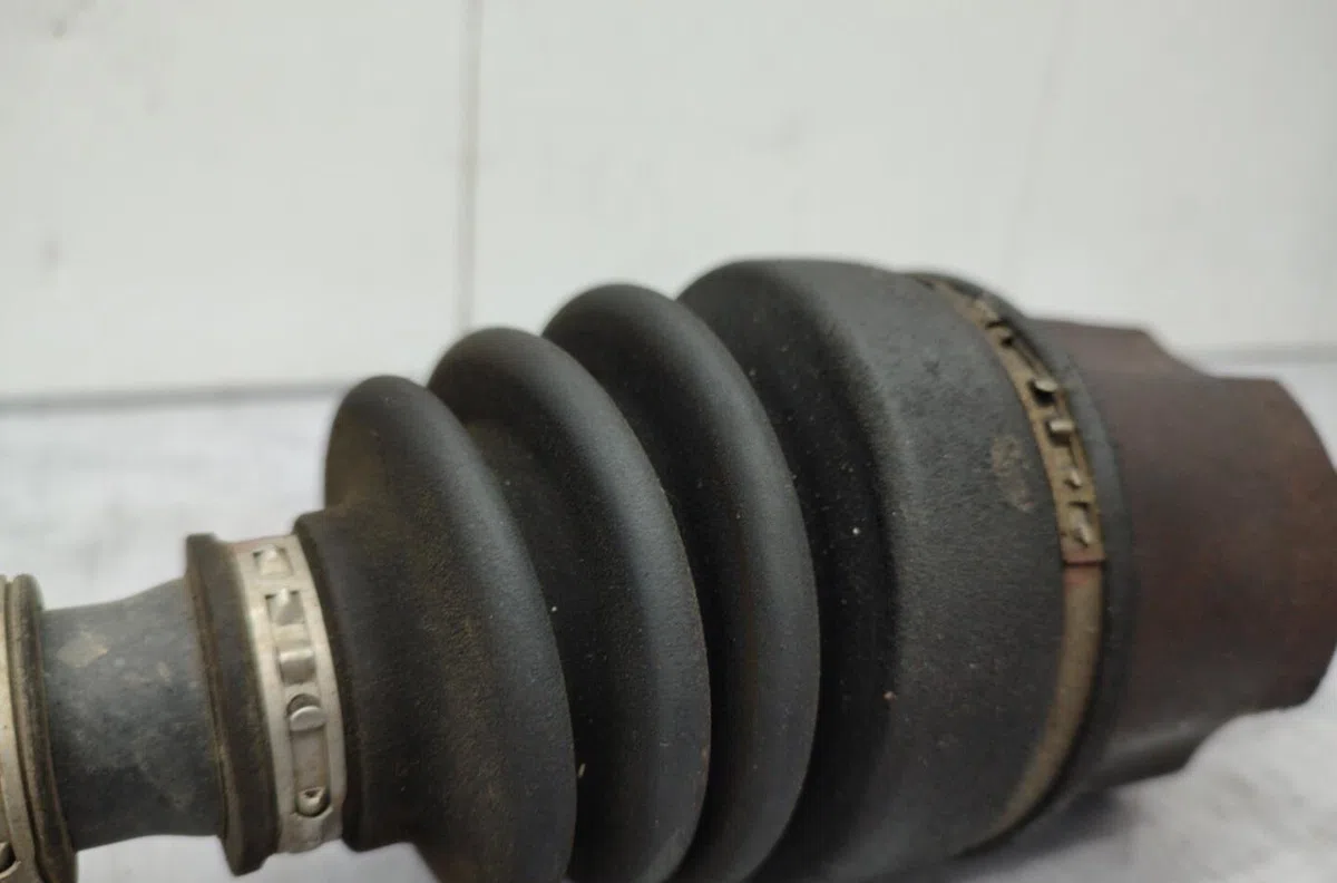 Transmission avant gauche HONDA CIVIC 8 PHASE 1 occasion