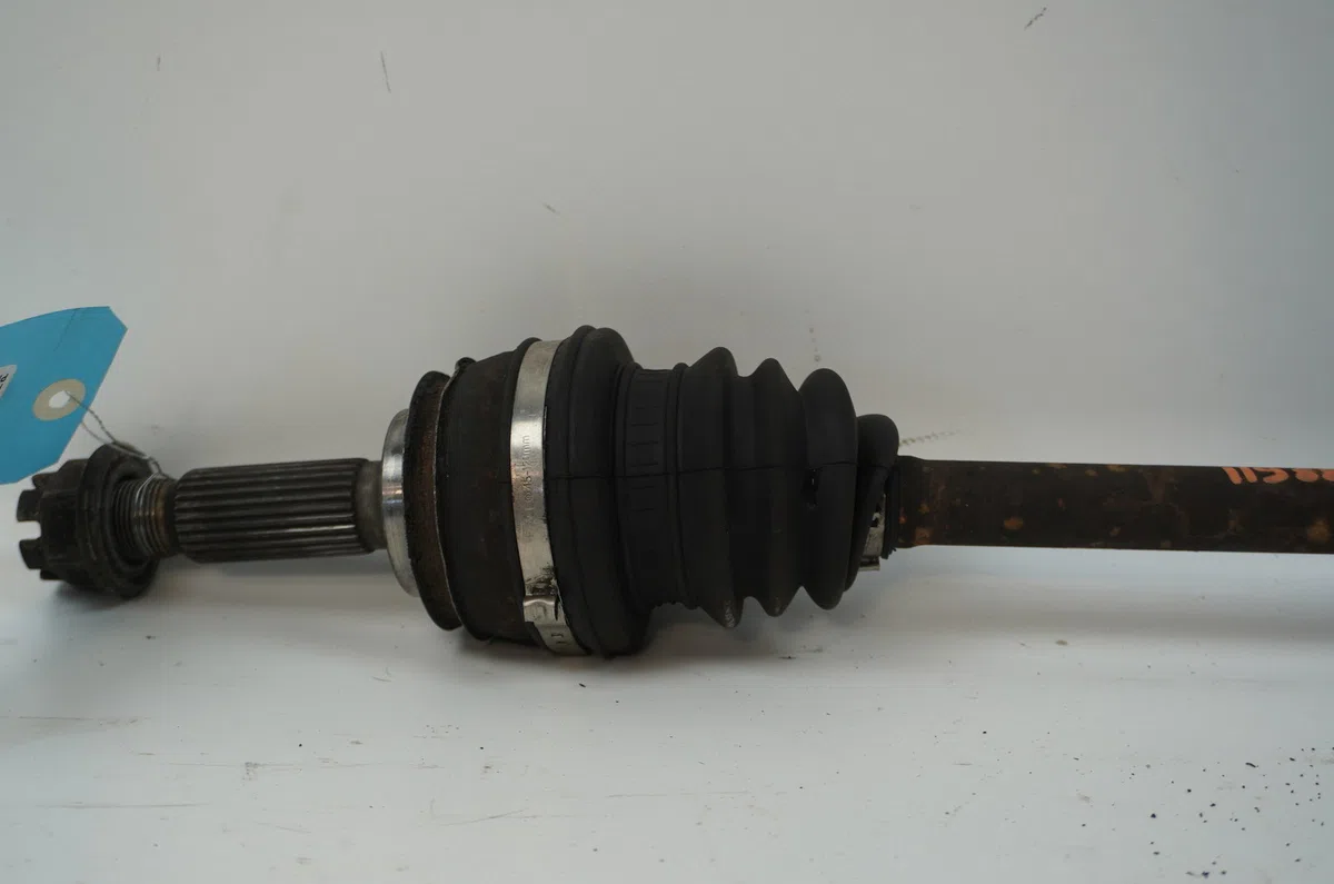 Transmission avant gauche Hyundai PONY I (X-3) 1.3 i 12v (1994-2000) occasion