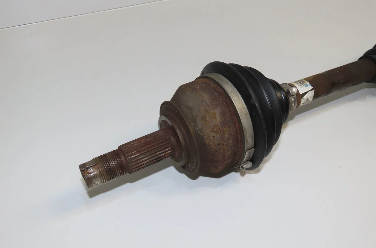 Transmission avant gauche Lancia DELTA III (844_) 1.6 d multijet (844.axc11, 844.axc1a) (2008-2014) 5 portes occasion