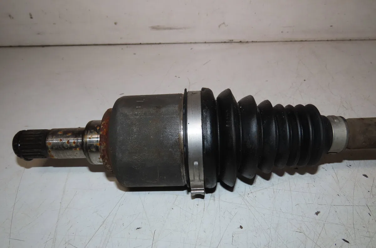 Transmission avant gauche Lancia YPSILON (312_) 0.9 twinair (312.pxg11, 312.pxg1a, 312.yxg11, 312.yxg1a) (2011) occasion