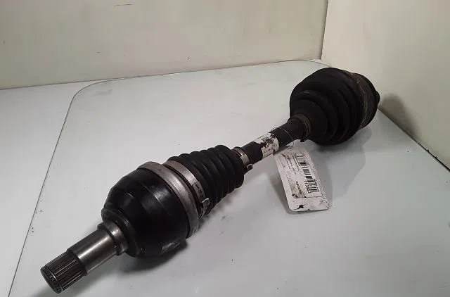 Transmission avant gauche Mercedes-benz CLASSE GLA (X156) Gla 200 cdi - d (156.908) (2013) occasion