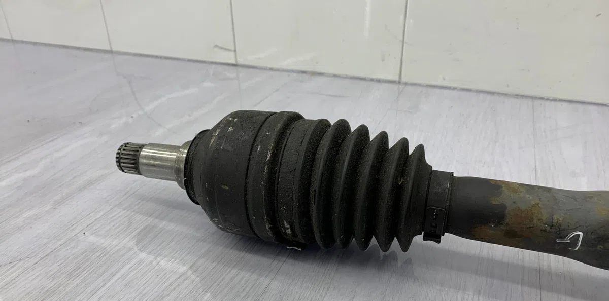 Transmission avant gauche MERCEDES CLASSE A 168 PHASE 1 occasion